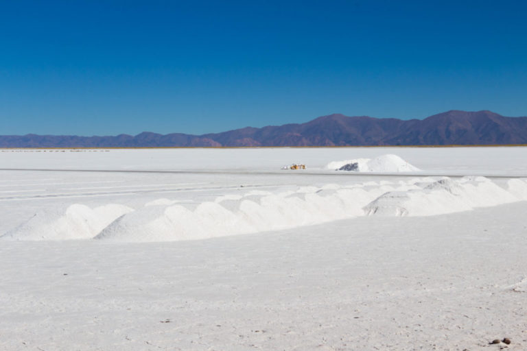 La récolte du sel sur les Salinas Grandes, Argentine, province de Jujuy
