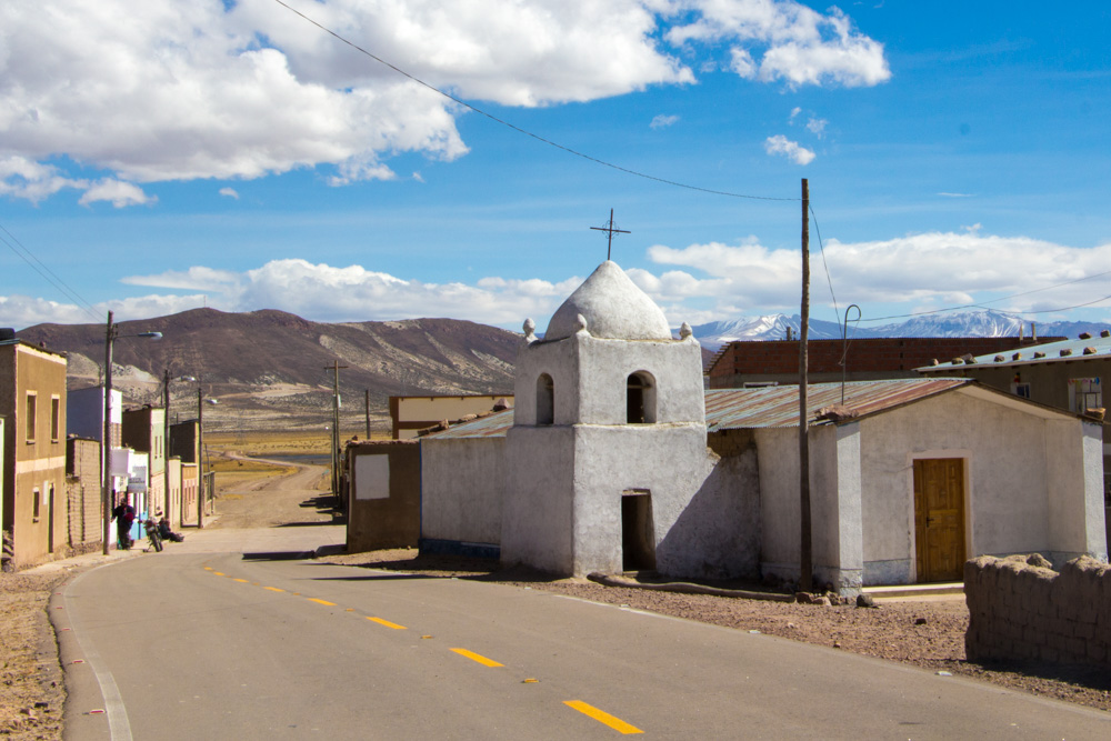 La petite église du hameau de Chaquilla, en Bolivie, entre Uyuni et Potosi