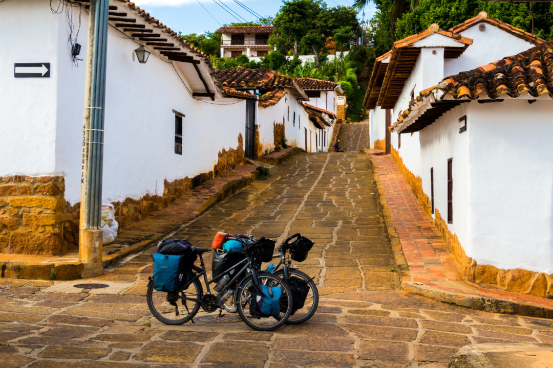 Barichara - Nos vélos dans une ruelle